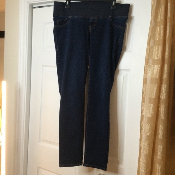 Old Navy Maternity Jeans - Picture 1 of 10